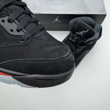 Air Jordan 5 Retro 'Halloween' Air Jordan 5 Retro 'Halloween'