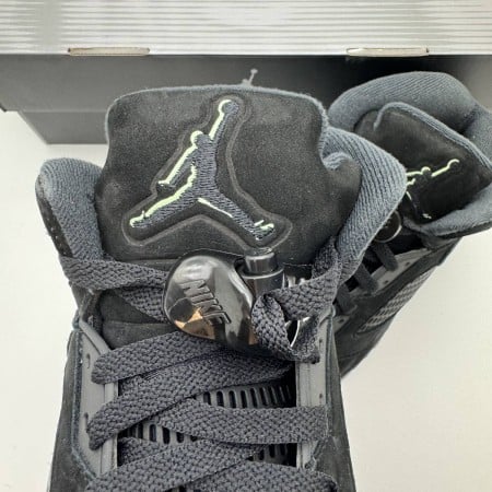 Air Jordan 5 Retro 'Halloween' Air Jordan 5 Retro 'Halloween'
