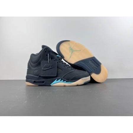 Solefly x Air Jordan 5 Retro 'Black Aurora Green' Solefly x Air Jordan 5 Retro 'Black Aurora Green'