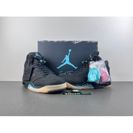 Solefly x Air Jordan 5 Retro 'Black Aurora Green' Solefly x Air Jordan 5 Retro 'Black Aurora Green'