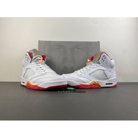 Air Jordan 5 Retro OG 'Sunset' 2026 Air Jordan 5 Retro OG 'Sunset' 2026