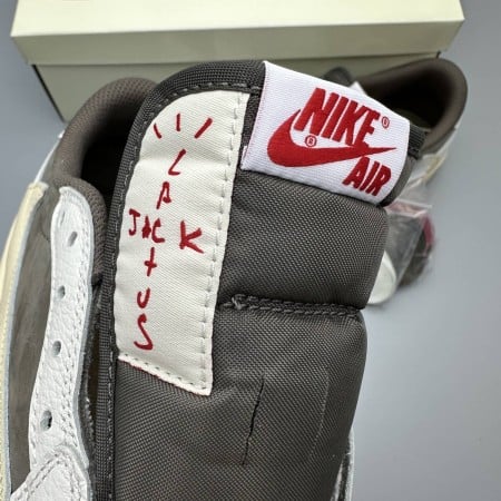 Travis Scott x Air Jordan 1 Retro Low OG 'Reverse Mocha' Travis Scott x Air Jordan 1 Retro Low OG 'Reverse Mocha'