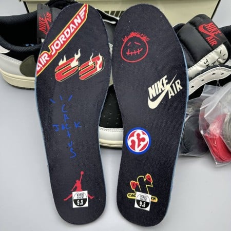 Travis Scott x Wmns Air Jordan 1 Retro Low OG SP 'Olive' Travis Scott x Wmns Air Jordan 1 Retro Low OG SP 'Olive'