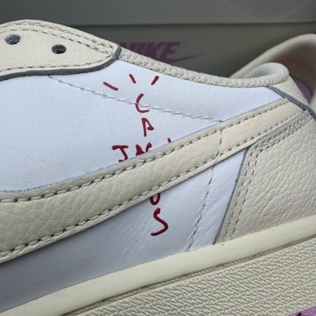 Travis Scott x Air Jordan 1 Retro Low OG 'Shy Pink'