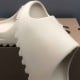 Yeezy Slides 'Bone' 2022